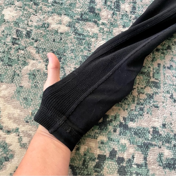 Lululemon Black Hooded Jacket 6 Yoga Ombré Purple Lining Pockets Awareness Coat - Picture 10 of 15